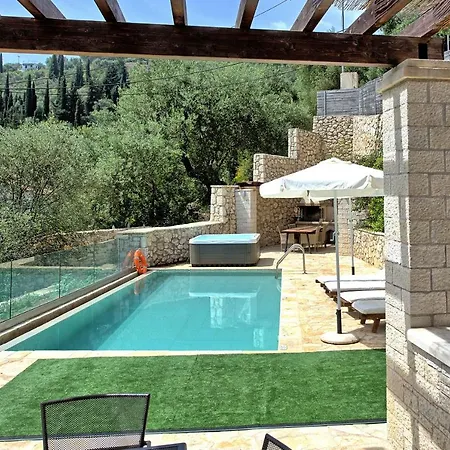 Jacaranda By Posarellivillas *