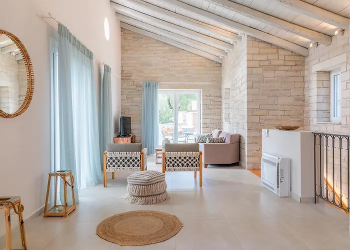 Jacaranda By Posarellivillas Вилла Kavalleraina